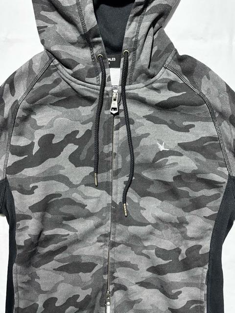 美品 1piu1uguale3 ウノピゥウノウグァーレトレ カモフラ パーカー S ドメス ミリタリー 春物 アウター トップス < 男性ファッション 美品 1piu1uguale3 ウノピゥウノウグァーレトレ カモフラ パーカー S ドメス ミリタリー 春物 アウター トップス < 男性ファッションの