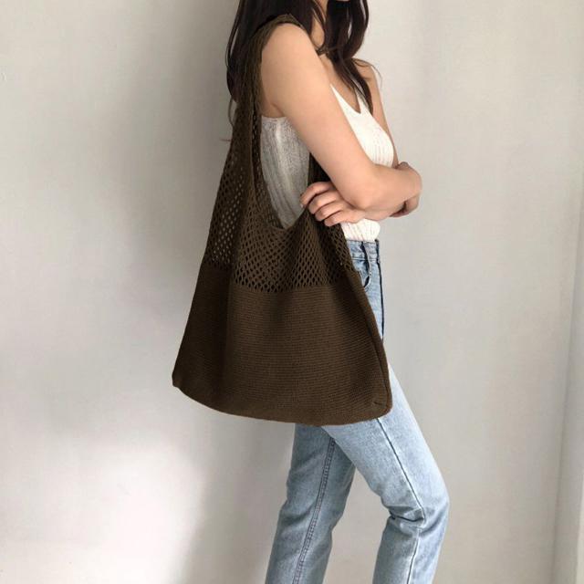 送料無料 新品 トートバッグ ニット編み バッグ鞄かばん < 女性ファッション  送料無料 新品 トートバッグ ニット編み バッグ鞄かばん < 女性ファッションの