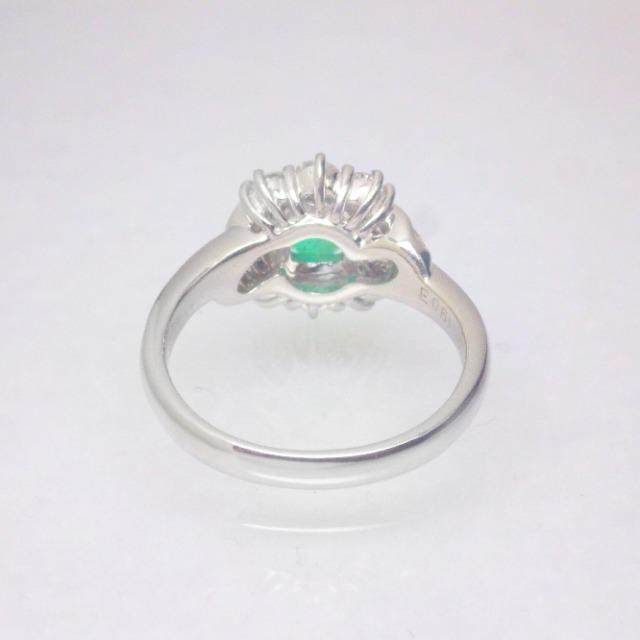【新品】【鑑別付き】Pt エメラルド ダイヤモンド プラチナ リング < 女性アクセサリー/時計  【新品】【鑑別付き】Pt エメラルド ダイヤモンド プラチナ リング < 女性アクセサリー/時計の