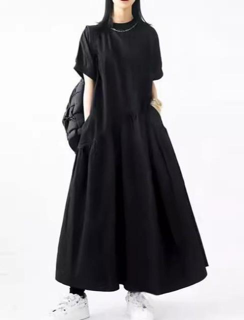 フレア Aライン ロング丈ワンピース シンプル 半袖 ブラック 大きいサイズ < 女性ファッション  フレア Aライン ロング丈ワンピース シンプル 半袖 ブラック 大きいサイズ < 女性ファッションの