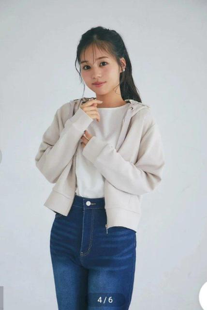 トッコクローゼット☆フラワーレース装飾ふんわりスフレタッチジップパーカー☆ベージュM < 女性ファッション トッコクローゼット☆フラワーレース装飾ふんわりスフレタッチジップパーカー☆ベージュM < 女性ファッションの