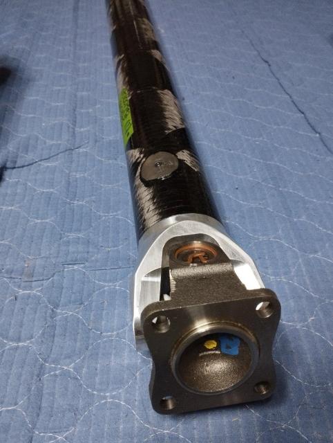 カーボンプロペラシャフト インプレッサ GDB 6速 < 自動車/バイク カーボンプロペラシャフト インプレッサ GDB 6速 < 自動車/バイク