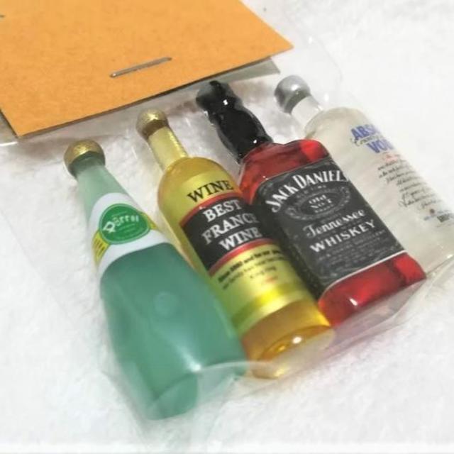 ミニチュア★ウイスキー&ワイン4本セット★ドールハウス★ < おもちゃ  ミニチュア★ウイスキー&ワイン4本セット★ドールハウス★ < おもちゃの