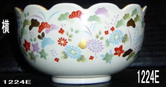 新古品・中皿3枚+どんぶり1点セット < インテリア/ライフ  新古品・中皿3枚+どんぶり1点セット < インテリア/ライフの