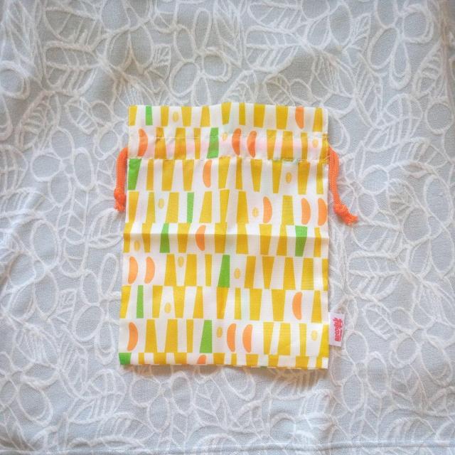 亀田の柿の種の巾着袋2枚セット < ホビー 亀田の柿の種の巾着袋2枚セット < ホビーの