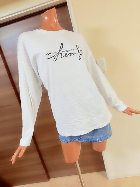 美品★S〜2L★ホワイト×ブラックロゴ★オーバーサイズロンT★ < 女性ファッション  美品★S〜2L★ホワイト×ブラックロゴ★オーバーサイズロンT★ < 女性ファッションの
