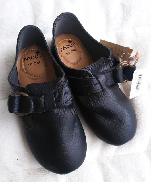 18cm★mooi! mini★本革ストラップシューズ★ネロ★子供靴★ < キッズ/ベビー 18cm★mooi! mini★本革ストラップシューズ★ネロ★子供靴★ < キッズ/ベビーの