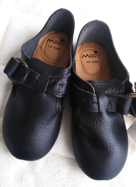 18cm★mooi! mini★本革ストラップシューズ★ネロ★子供靴★ < キッズ/ベビー 18cm★mooi! mini★本革ストラップシューズ★ネロ★子供靴★ < キッズ/ベビーの
