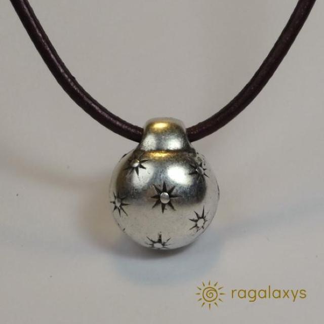 RAgalaxys: Celestial Compass 天の羅針盤 ネックレス < 女性アクセサリー/時計  RAgalaxys: Celestial Compass 天の羅針盤 ネックレス < 女性アクセサリー/時計の