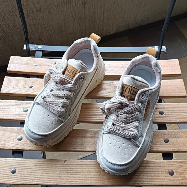 新品 22.5cm レディース スニーカー ブラウン シューズ 靴 ローカット < 女性ファッション  新品 22.5cm レディース スニーカー ブラウン シューズ 靴 ローカット  < 女性ファッションの