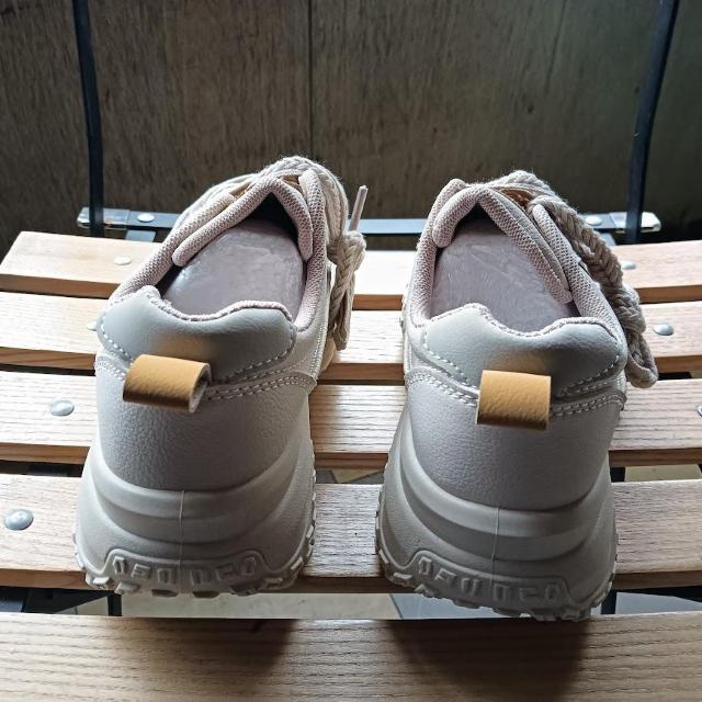 新品 22.5cm レディース スニーカー ブラウン シューズ 靴 ローカット < 女性ファッション  新品 22.5cm レディース スニーカー ブラウン シューズ 靴 ローカット < 女性ファッションの