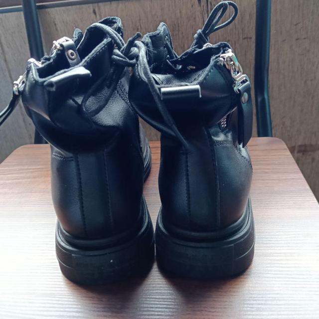 新品 22.5cm レディース ブーツ ブラック 厚底 シューズ ショートブーツ < 女性ファッション  新品 22.5cm レディース ブーツ ブラック 厚底 シューズ ショートブーツ < 女性ファッションの