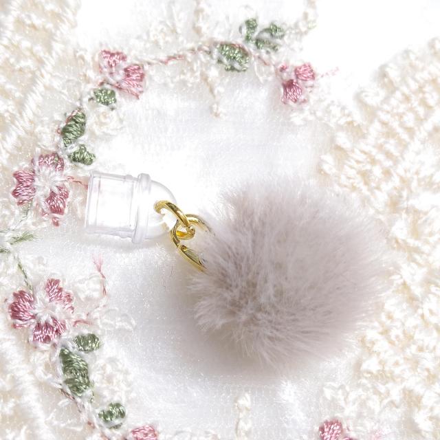 ハンドメイド☆コネクターキャップ☆type-c専用☆フェイクファー☆ベージュ < 女性ファッション ハンドメイド☆コネクターキャップ☆type-c専用☆フェイクファー☆ベージュ < 女性ファッションの