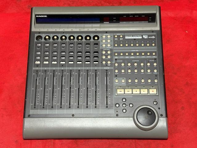 MACKIE DAW�t�B�W�J���R���g���[���[�@�󂠂�i�@1918-03-1  �� PC�{��/���Ӌ@��� 