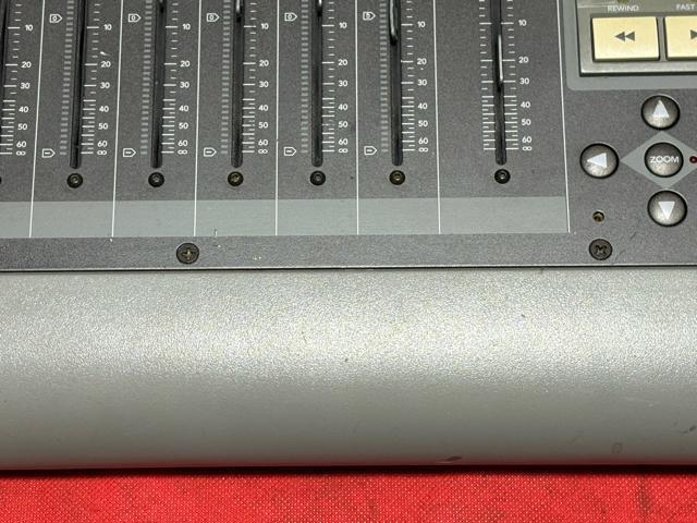 MACKIE DAW�t�B�W�J���R���g���[���[�@�󂠂�i�@1918-03-1 �� PC�{��/���Ӌ@��� 