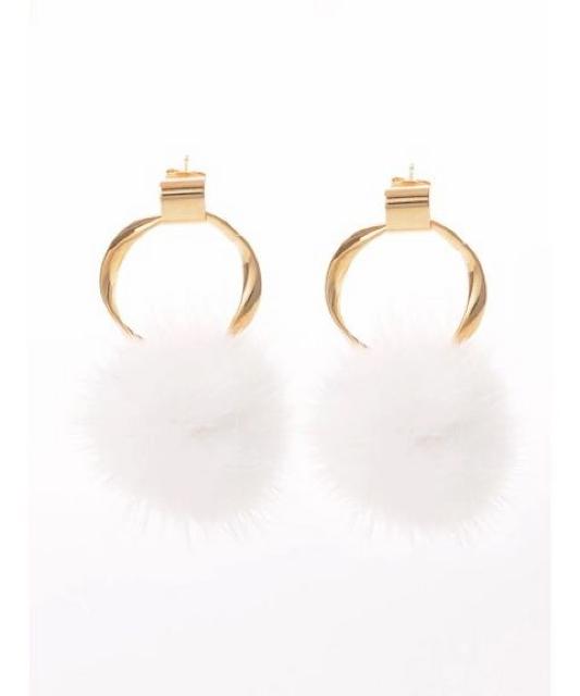 定価1,728円【新品】リング付きふわふわミンクファーピアス●CECIL McBEE●リングピアス ファーピアス●ゴールド×白 < ブランド  定価1,728円【新品】リング付きふわふわミンクファーピアス●CECIL McBEE●リングピアス ファーピアス●ゴールド×白 < ブランドの