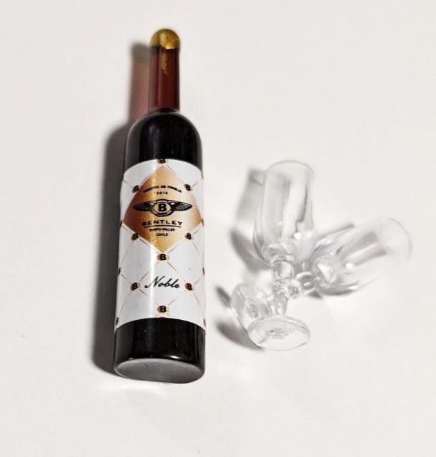 ミニチュア★ワイン&グラス2個セット★ベントレー★BENTLEY★Noble★デザイン違いたくさんあります★ドールハウスに★ < おもちゃ  ミニチュア★ワイン&グラス2個セット★ベントレー★BENTLEY★Noble★デザイン違いたくさんあります★ドールハウスに★ < おもちゃの