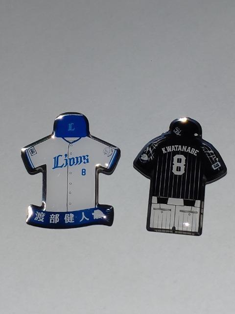 埼玉西武ライオンズ2024 ブルーシリーズ・ライオンズフェスティバルズ ユニフォーム型ピンバッチ 8 渡部健人選手 < レジャー/スポーツ  埼玉西武ライオンズ2024 ブルーシリーズ・ライオンズフェスティバルズ ユニフォーム型ピンバッチ 8 渡部健人選手  < レジャー/スポーツの