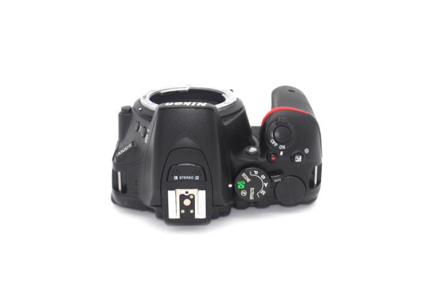 Wi-Fi@\ڂŃNN]Nikon D5500 {fB  Ɠd/AV 