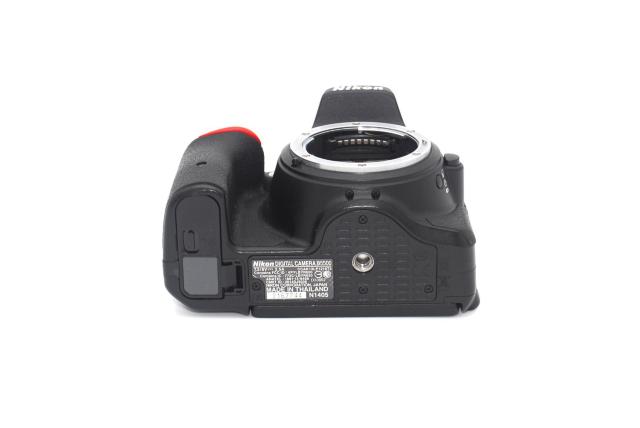 Wi-Fi@\ڂŃNN]Nikon D5500 {fB  Ɠd/AV 