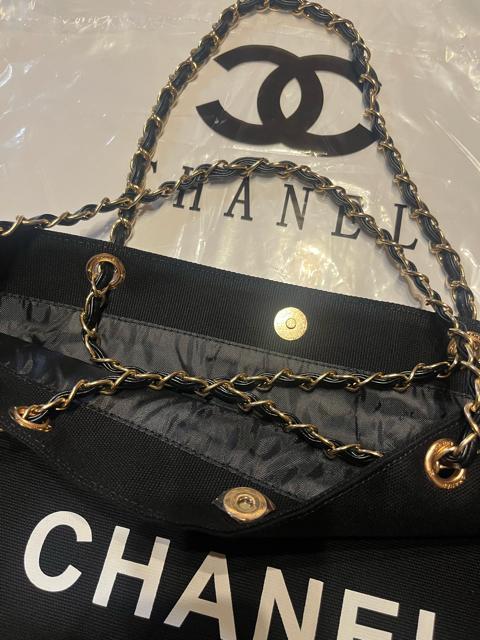 CHANEL �V���l�� �R�X���J�E���^�[ �ƐœX �M�t�g �g�[�g�o�b�O �� �u�����h�� 