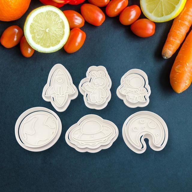 宇宙船形クッキー型 6個セット 抜き型 粘土型 お菓子作り 弁当 エイリアン < インテリア/ライフ 宇宙船形クッキー型 6個セット 抜き型 粘土型 お菓子作り 弁当 エイリアン < インテリア/ライフの