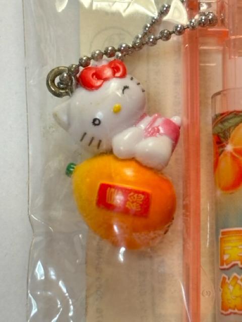 ハローキティ★2009★千葉 房総限定★抱きつきびわver.★おメメハート★ボールペン < おもちゃ ハローキティ★2009★千葉 房総限定★抱きつきびわver.★おメメハート★ボールペン < おもちゃの