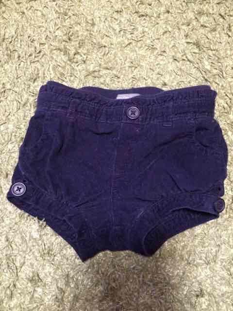 ベビーGAP、女の子用 短パン 秋冬用 80cm < ブランド ベビーGAP、女の子用 短パン 秋冬用 80cm < ブランドの