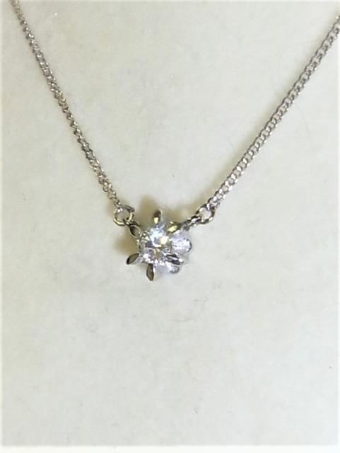 Pt850プラチナ ネックレス Pt ダイヤ プチ 0.12ct < 女性アクセサリー/時計  Pt850プラチナ ネックレス Pt ダイヤ プチ 0.12ct < 女性アクセサリー/時計の