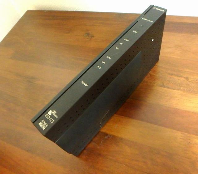★YAMAHA ルーター RTA54i 中古 ジャンク 通電確認済 < PC本体/周辺機器  ★YAMAHA ルーター RTA54i 中古 ジャンク 通電確認済 < PC本体/周辺機器の