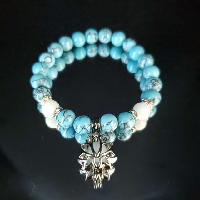 込み★ターコイズビーズ!ルミナスPT!光るブレスレット★ < 女性アクセサリー/時計 込み★ターコイズビーズ!ルミナスPT!光るブレスレット★ < 女性アクセサリー/時計の