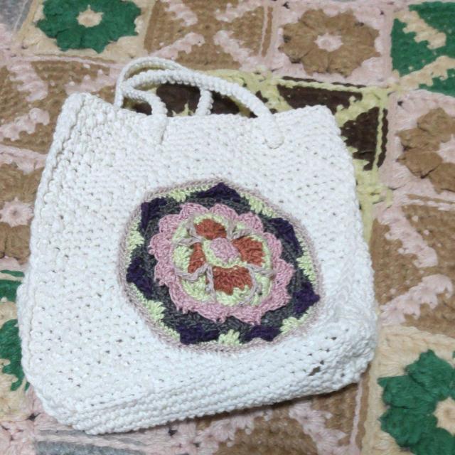 手編みの手提げバック < ペット/手芸/園芸  手編みの手提げバック  < ペット/手芸/園芸の