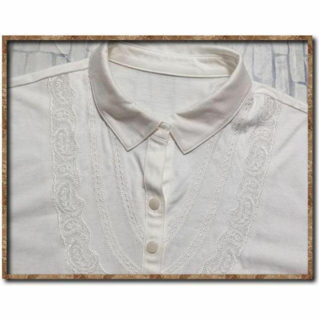 ロシャスプレミエール レース付き半袖カットソー 白 < ブランド ロシャスプレミエール レース付き半袖カットソー 白 < ブランドの