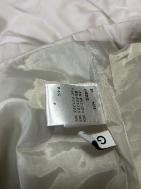 【サイズフリース】GRL◆ホワイト系◆パフタッチ◆柔らか軽いテーラード中綿ジャケットコート < ブランド 【サイズフリース】GRL◆ホワイト系◆パフタッチ◆柔らか軽いテーラード中綿ジャケットコート < ブランドの