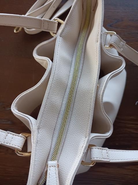 INDEX 柔らかフェイクレザー2wayバッグ新品未使用★アイボリー★三つ口便利★送料半額★ < 女性ファッション INDEX 柔らかフェイクレザー2wayバッグ新品未使用★アイボリー★三つ口便利★送料半額★ < 女性ファッションの