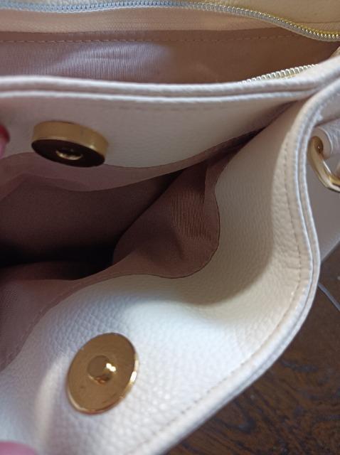 INDEX 柔らかフェイクレザー2wayバッグ新品未使用★アイボリー★三つ口便利★送料半額★ < 女性ファッション INDEX 柔らかフェイクレザー2wayバッグ新品未使用★アイボリー★三つ口便利★送料半額★ < 女性ファッションの