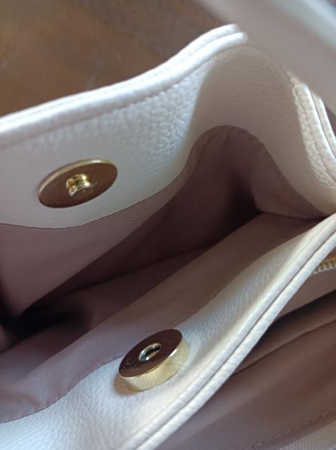 INDEX 柔らかフェイクレザー2wayバッグ新品未使用★アイボリー★三つ口便利★送料半額★ < 女性ファッション INDEX 柔らかフェイクレザー2wayバッグ新品未使用★アイボリー★三つ口便利★送料半額★ < 女性ファッションの