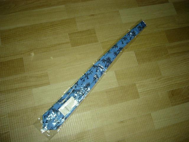 新品 TMT アロハ柄 ネクタイ 黄色 ヤシの木 PAOLO ALBIZZATI ティーエムティー 定価15000円 < ブランド 新品 TMT アロハ柄 ネクタイ 黄色 ヤシの木 PAOLO ALBIZZATI ティーエムティー 定価15000円 < ブランドの