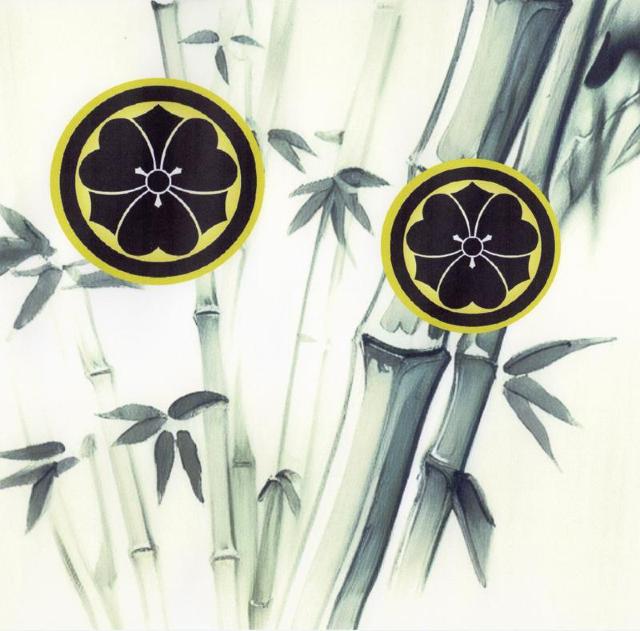 ★家紋の宿り木/森羅万象=「丸に剣片喰」/至福の明り・心温まるひととき/LED昼白色・ラミネート加工・檜枠造・軽量/ < 家電/AV  ★家紋の宿り木/森羅万象=「丸に剣片喰」/至福の明り・心温まるひととき/LED昼白色・ラミネート加工・檜枠造・軽量/ < 家電/AVの