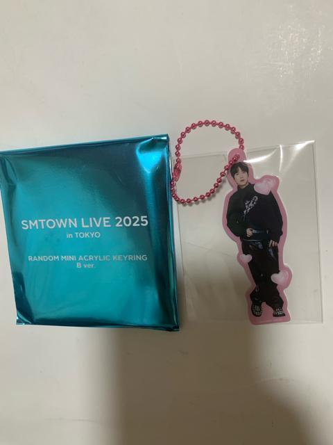 SMTOWN 2025 アクリルキーホルダー SUPERJUNIOR キュヒョン < タレントグッズ  SMTOWN 2025 アクリルキーホルダー SUPERJUNIOR キュヒョン  < タレントグッズの