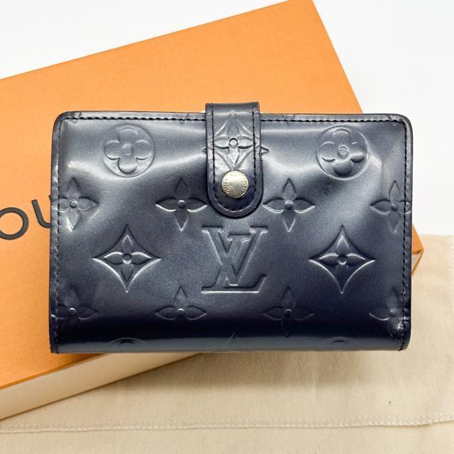ルイヴィトン ポルトフォイユ ヴィエノワ モノグラム 二つ折り財布 コンパクト スモール ミニ がま口 ヴェルニ マット < ブランド ルイヴィトン ポルトフォイユ ヴィエノワ モノグラム 二つ折り財布 コンパクト スモール ミニ がま口 ヴェルニ マット < ブランドの