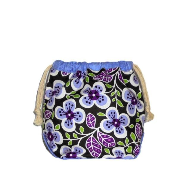 【底マチ幅が広い巾着】◆ヴェラブラッドリー◆【Plum Petals】 < 女性ファッション 【底マチ幅が広い巾着】◆ヴェラブラッドリー◆【Plum Petals】 < 女性ファッションの