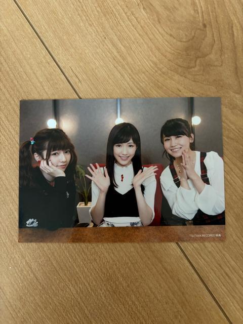 AKB48 �n�Ӗ��F�@����y���@�����^�q�@���T�@���ʐ^  �� �^�����g�O�b�Y�� 