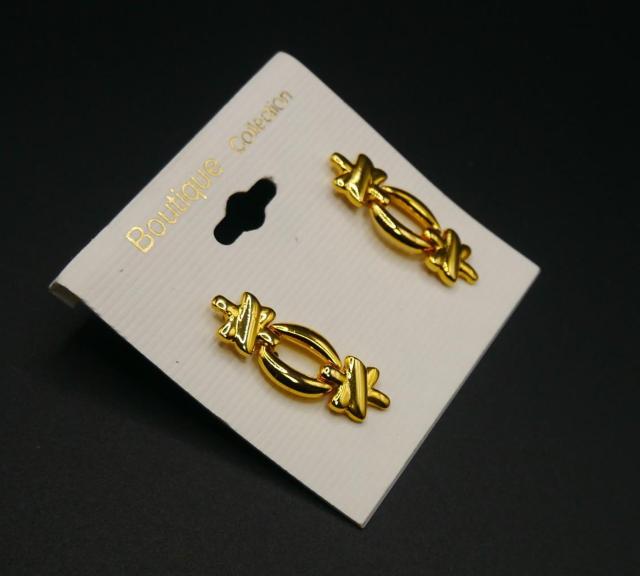 新品アンティーク調 金色のピアス レトロ ヴィンテージ風 ヴィクトリアン ゴシック < 女性アクセサリー/時計 新品アンティーク調 金色のピアス レトロ ヴィンテージ風 ヴィクトリアン ゴシック < 女性アクセサリー/時計の