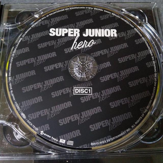 SUPER JUNIORypՁzHero [2CD+DVD]<񐶎Y>  ^gObY 