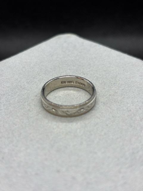 ���� K18WG Pt900 �z���C�g�S�[���h �v���`�i �����O �w��