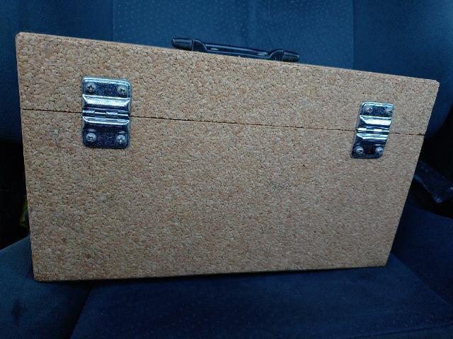 CDケース 約20枚くらい入ります  コルク貼り フォルクスワーゲン柄  1938  昭和レトロ < 家電/AV  CDケース 約20枚くらい入ります  コルク貼り フォルクスワーゲン柄  1938  昭和レトロ < 家電/AVの