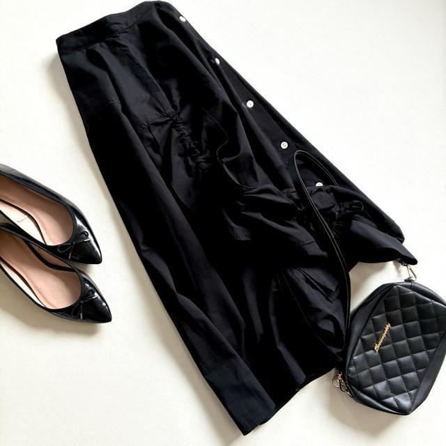 ◆美品◆ウンディッチノーベ◆フリルスリーブコットンブラウス◆長袖◆黒◆ゆったりM < 女性ファッション ◆美品◆ウンディッチノーベ◆フリルスリーブコットンブラウス◆長袖◆黒◆ゆったりM < 女性ファッションの