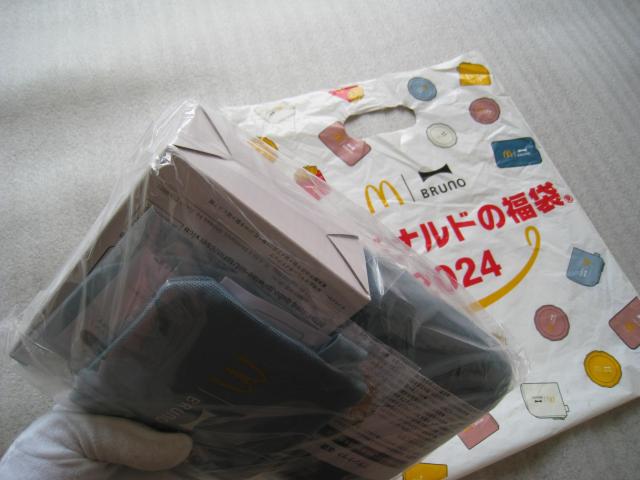 �� �}�N�h�i���h�O�b�Y�Q�g�@�� McDonaid ����2024�@�� 4�_�Z�b�g�~�Q �� �z�r�[�� 