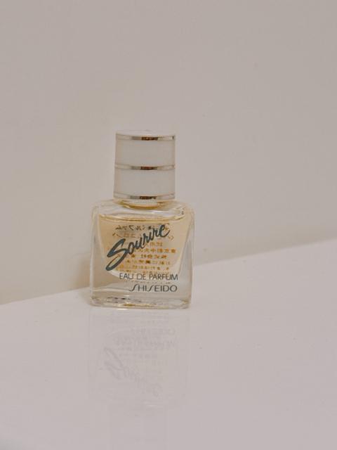 SHISEIDO ������ sourire �X�[���[�� EDP �p�q���[���R���� �p�Ճ��A���� 4ml  �� ����/�R�X��/�l�C���� 